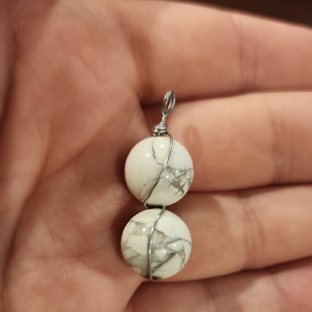Elegant Silver and White Marble Pendant